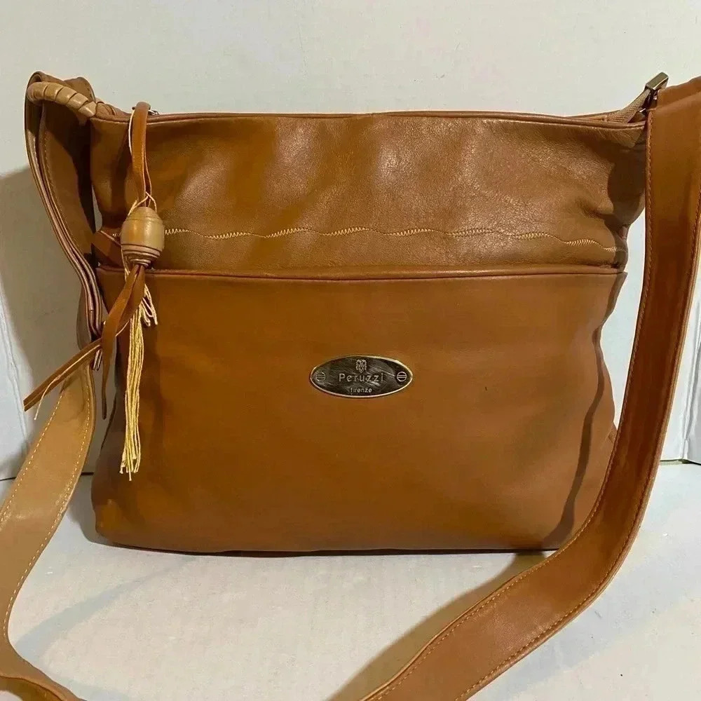 Peruzzi Brown Leather Crossbody Handbag